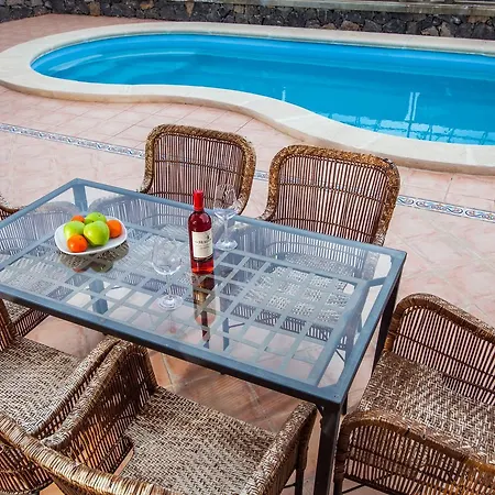 Antonia - Oceanview Antonia With Private Swimming Pool In Costa Adeje Адехе