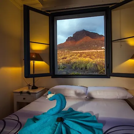 Вилла Antonia - Oceanview Antonia With Private Swimming Pool In Costa Adeje